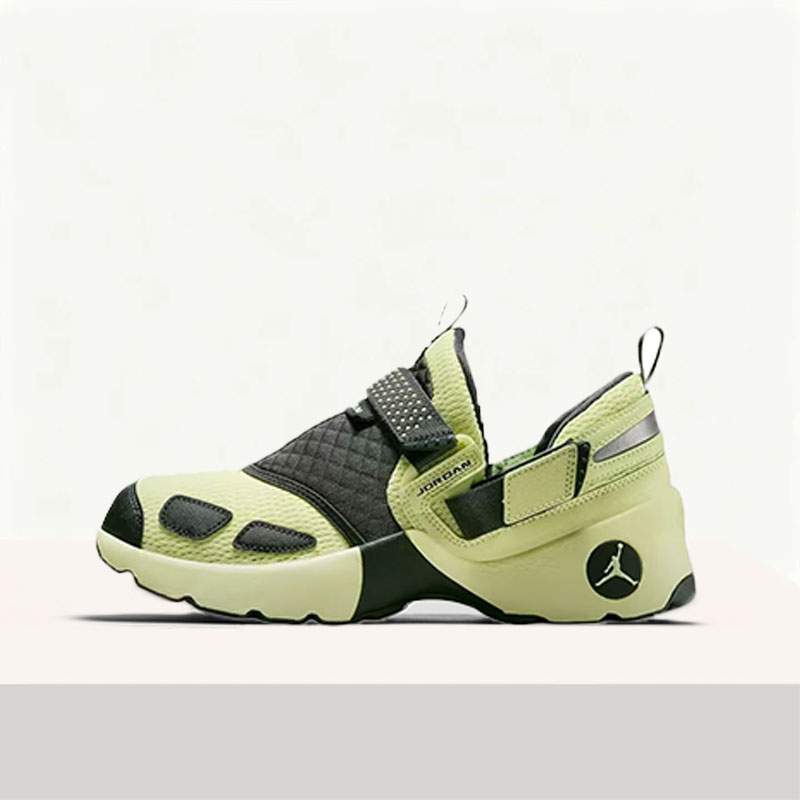 Women Shoes Jordan - Nike Air Jordan Trunner LX Sepatu