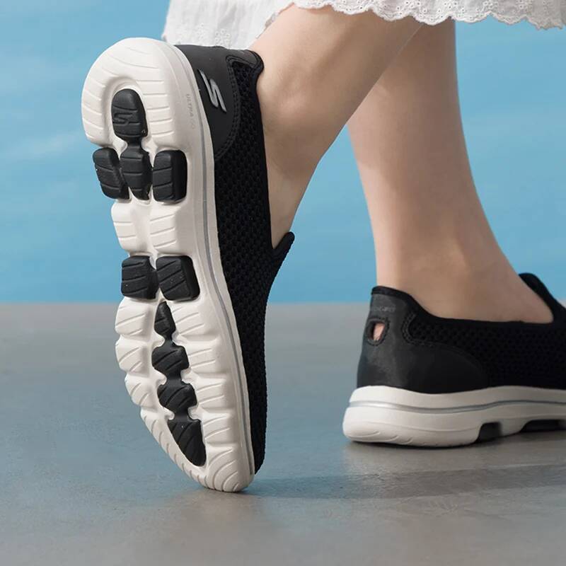 Women Shoes Hong Kong - Skechers 124163-Bkw Sepatu Sneakers Wanita Go