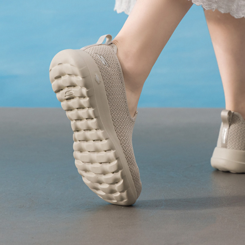 Sepatu Slip-On Wanita Skechers - Women Shoes Hong Kong ulasan dan harga